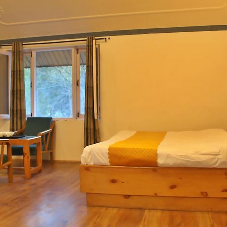 Sylvan Woods Cottage Manali  Bagian luar foto