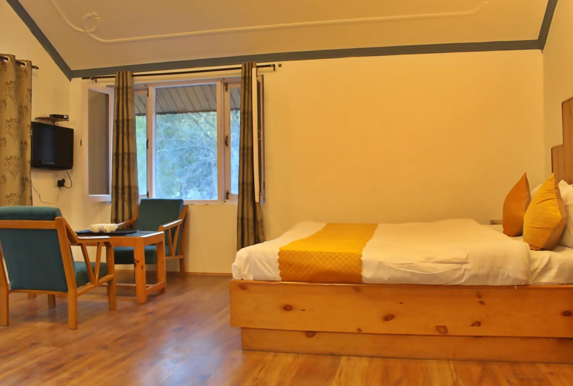 Sylvan Woods Cottage Manali  Bagian luar foto