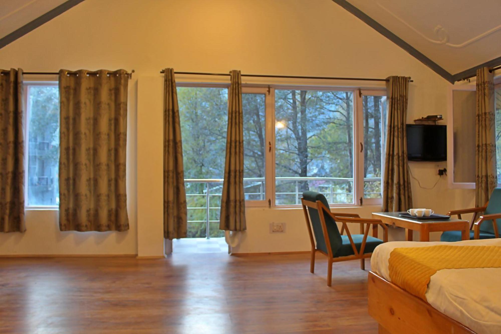 Sylvan Woods Cottage Manali  Bagian luar foto