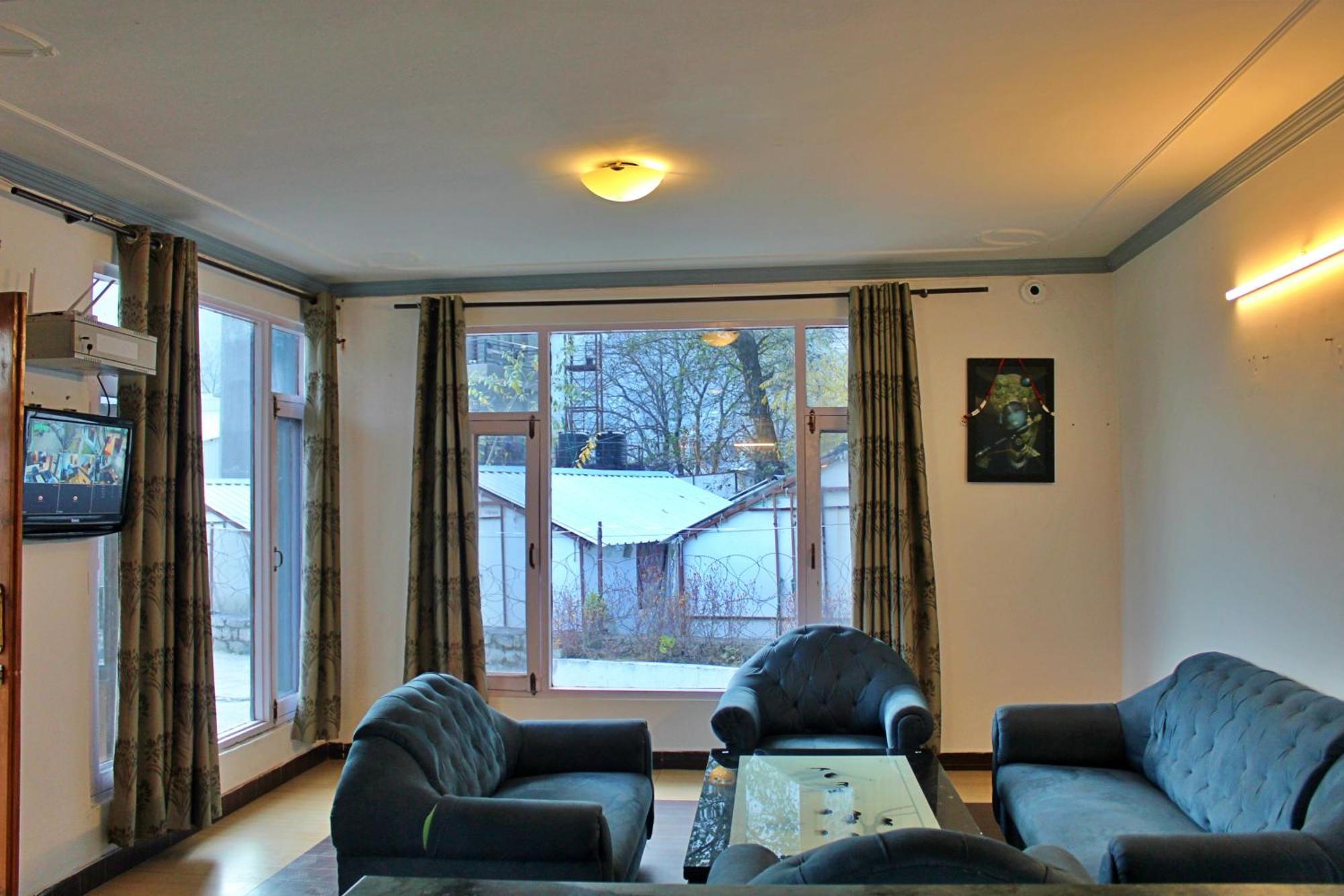 Sylvan Woods Cottage Manali  Bagian luar foto