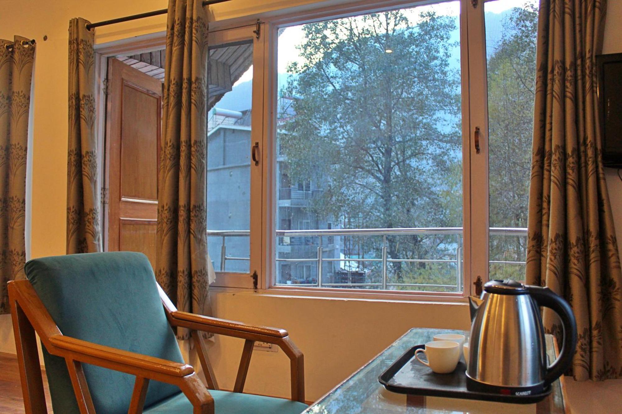 Sylvan Woods Cottage Manali  Bagian luar foto