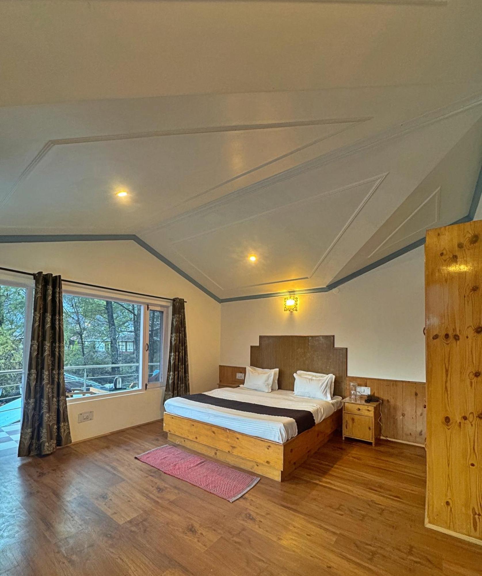 Sylvan Woods Cottage Manali  Bagian luar foto